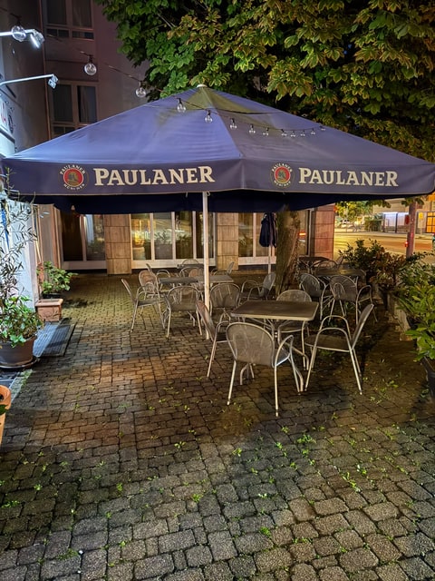 Café / Bar mit Außenbereich zur Übernahme – 62 Sitzplätze